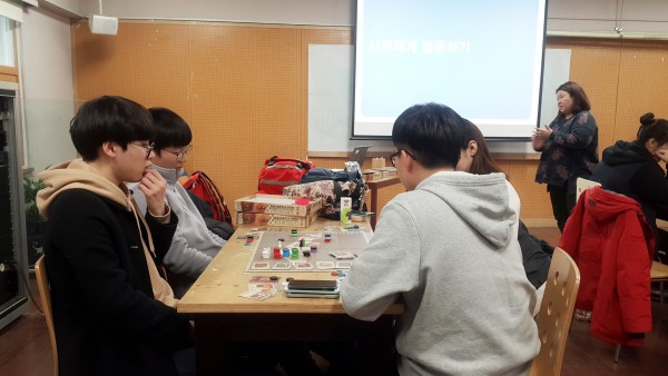 청정_인티파다 게임