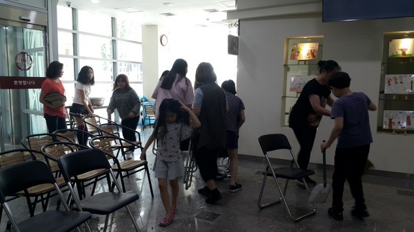 5월 마을영화관_뒷정리1